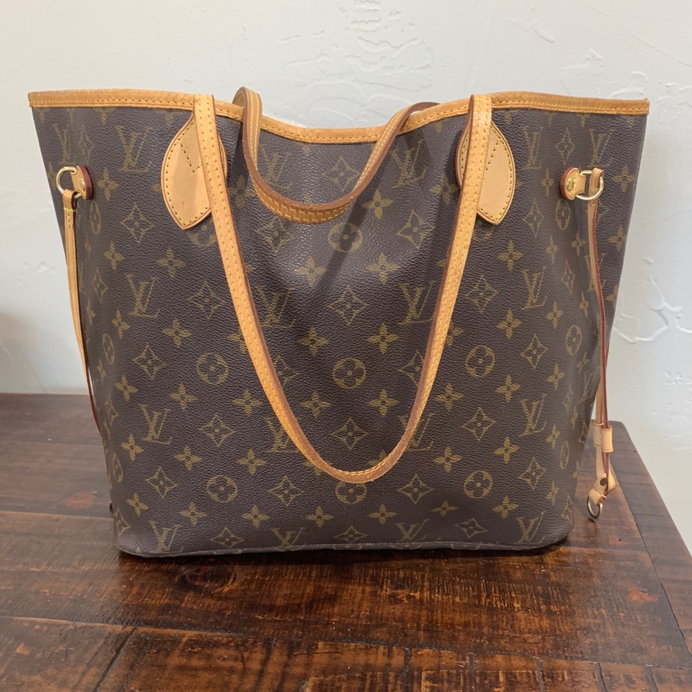 Louis Vuitton Neverfull MM monogram